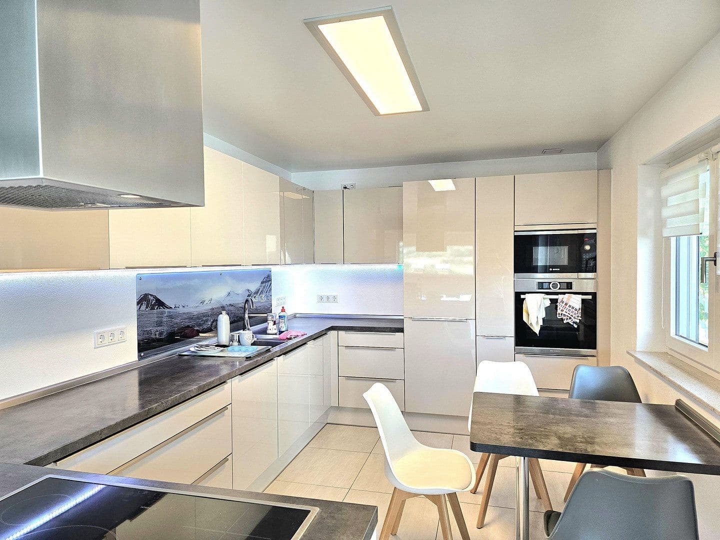 Pronájem bytu 3+kk 155 m², Feldstraße 3, Bad Soden-Salmünster, Hessen Pronájem bytu 3+kk 155 m², Feldstraße 3, Bad Soden-Salmünster, Hessen