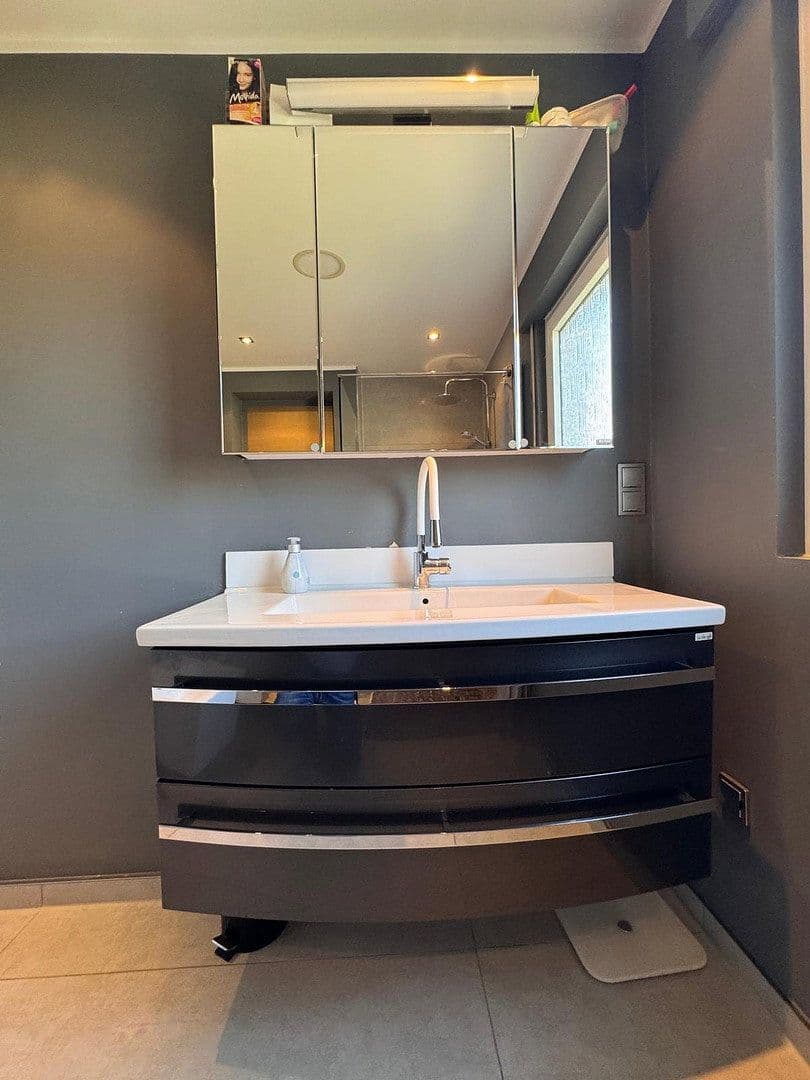 Prodej bytu 3+1 100 m², Dortmund, Severní Porýní-Vestfálsko Prodej bytu 3+1 100 m², Dortmund, Severní Porýní-Vestfálsko