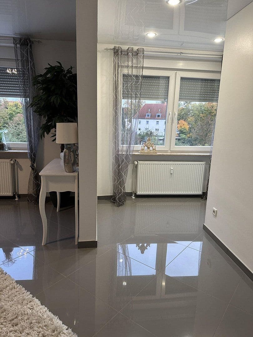 Pronájem bytu 6+1 165 m², Leverkusen, Severní Porýní-Vestfálsko Pronájem bytu 6+1 165 m², Leverkusen, Severní Porýní-Vestfálsko