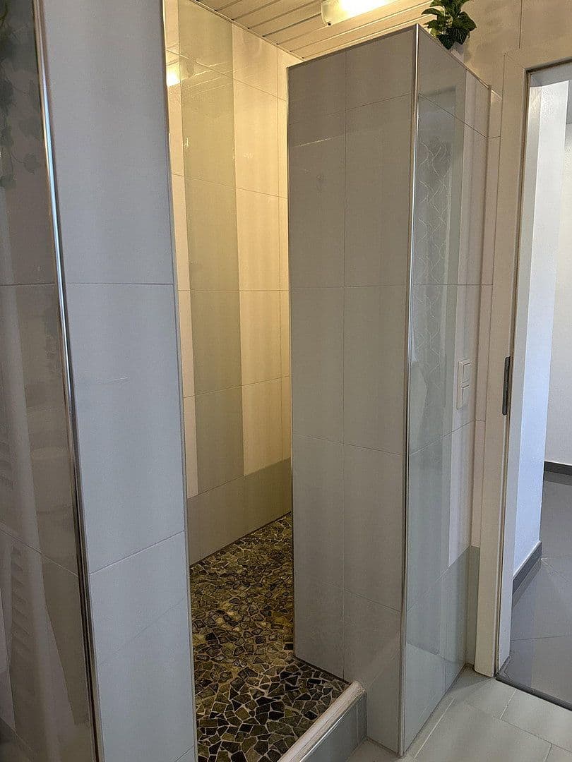 Pronájem bytu 6+1 165 m², Leverkusen, Severní Porýní-Vestfálsko Pronájem bytu 6+1 165 m², Leverkusen, Severní Porýní-Vestfálsko