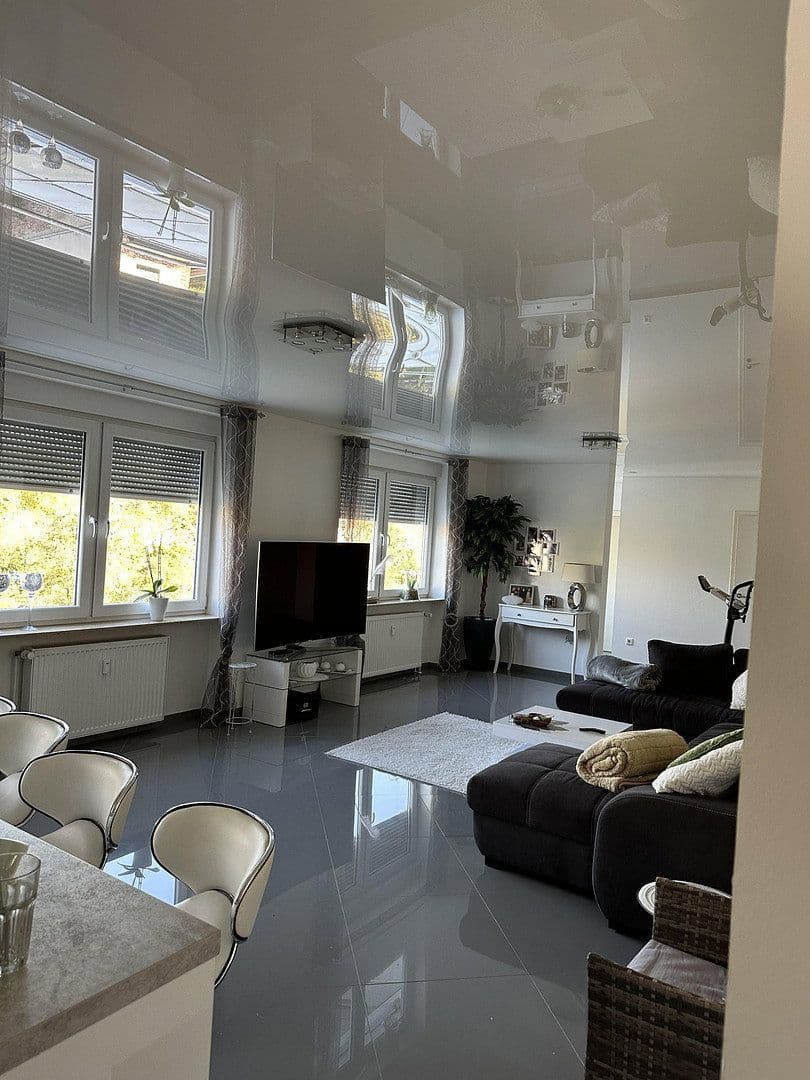 Pronájem bytu 6+1 165 m², Leverkusen, Severní Porýní-Vestfálsko Pronájem bytu 6+1 165 m², Leverkusen, Severní Porýní-Vestfálsko