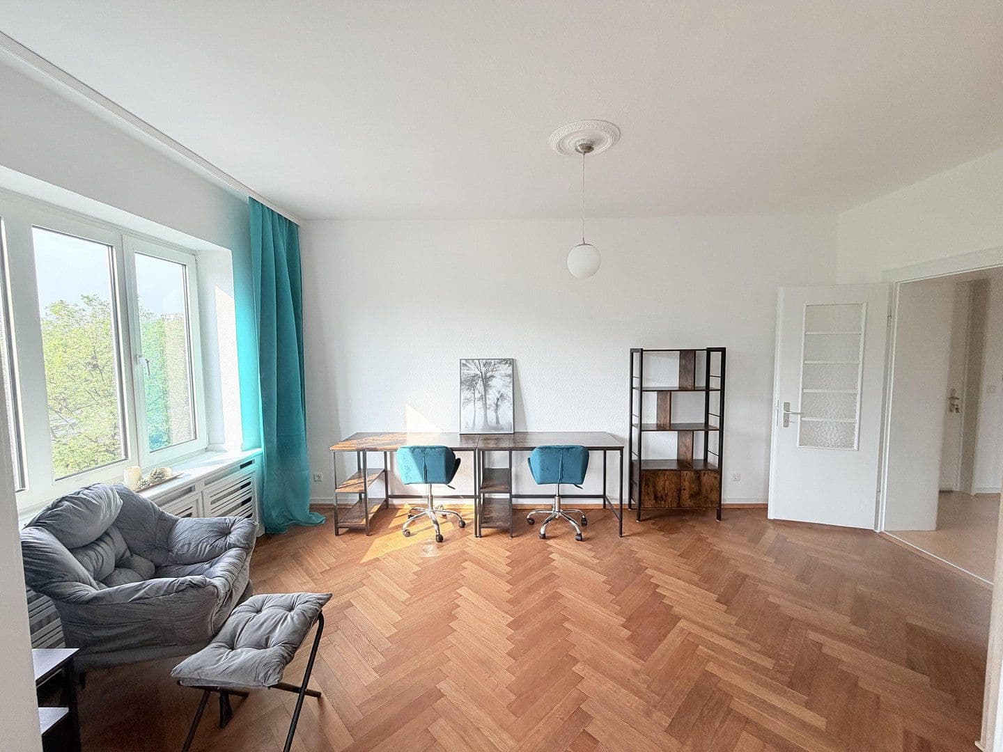 Pronájem bytu 95 m², Uerdinger Str., Düsseldorf, Severní Porýní-Vestfálsko Pronájem bytu 95 m², Uerdinger Str., Düsseldorf, Severní Porýní-Vestfálsko