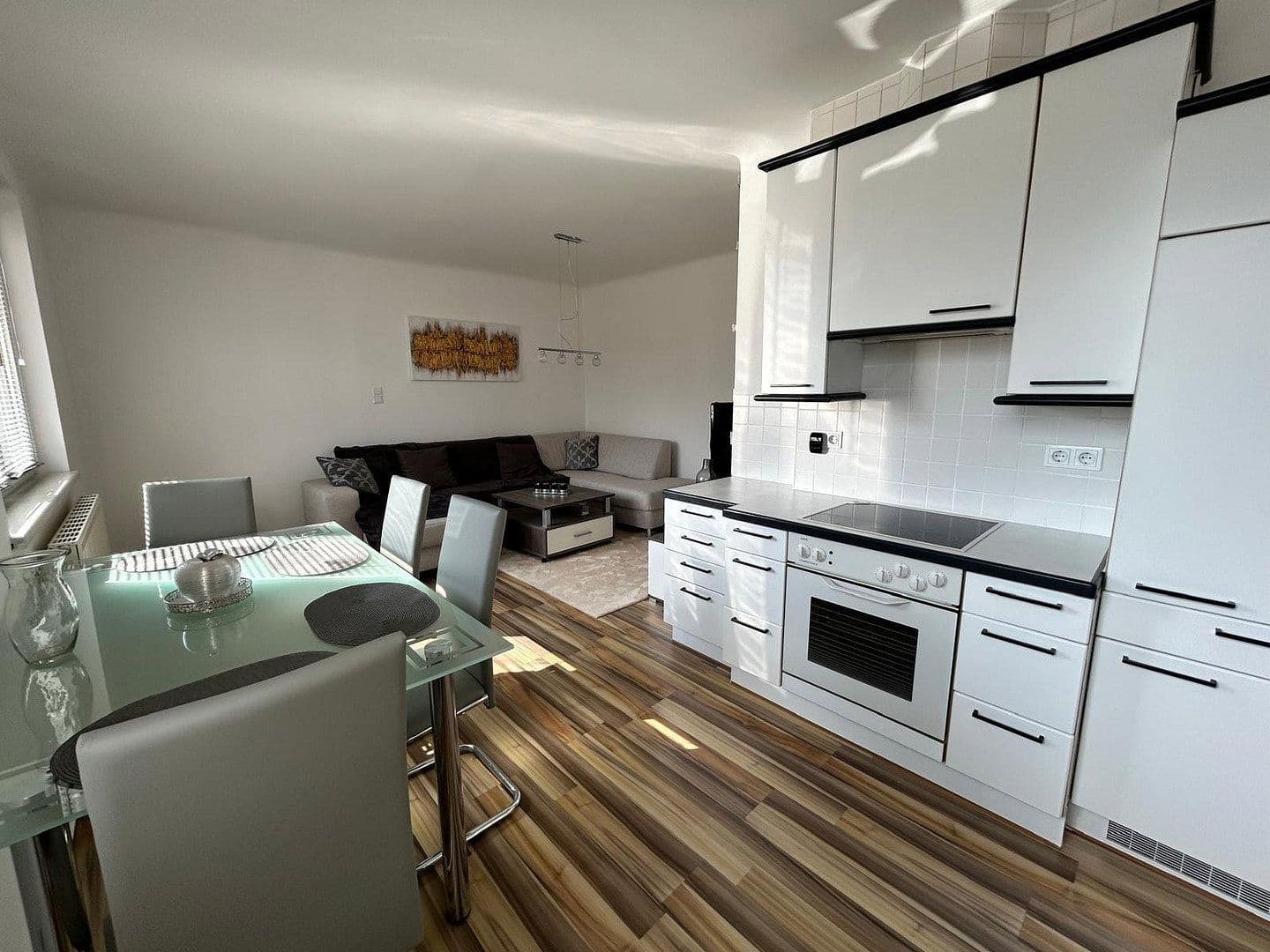 Pronájem domu 130 m², pozemek 589 m², Maria Lourd Weg 9, Enzersfel im Weinviertel, Dolní Rakousko Pronájem domu 130 m², pozemek 589 m², Maria Lourd Weg 9, Enzersfel im Weinviertel, Dolní Rakousko