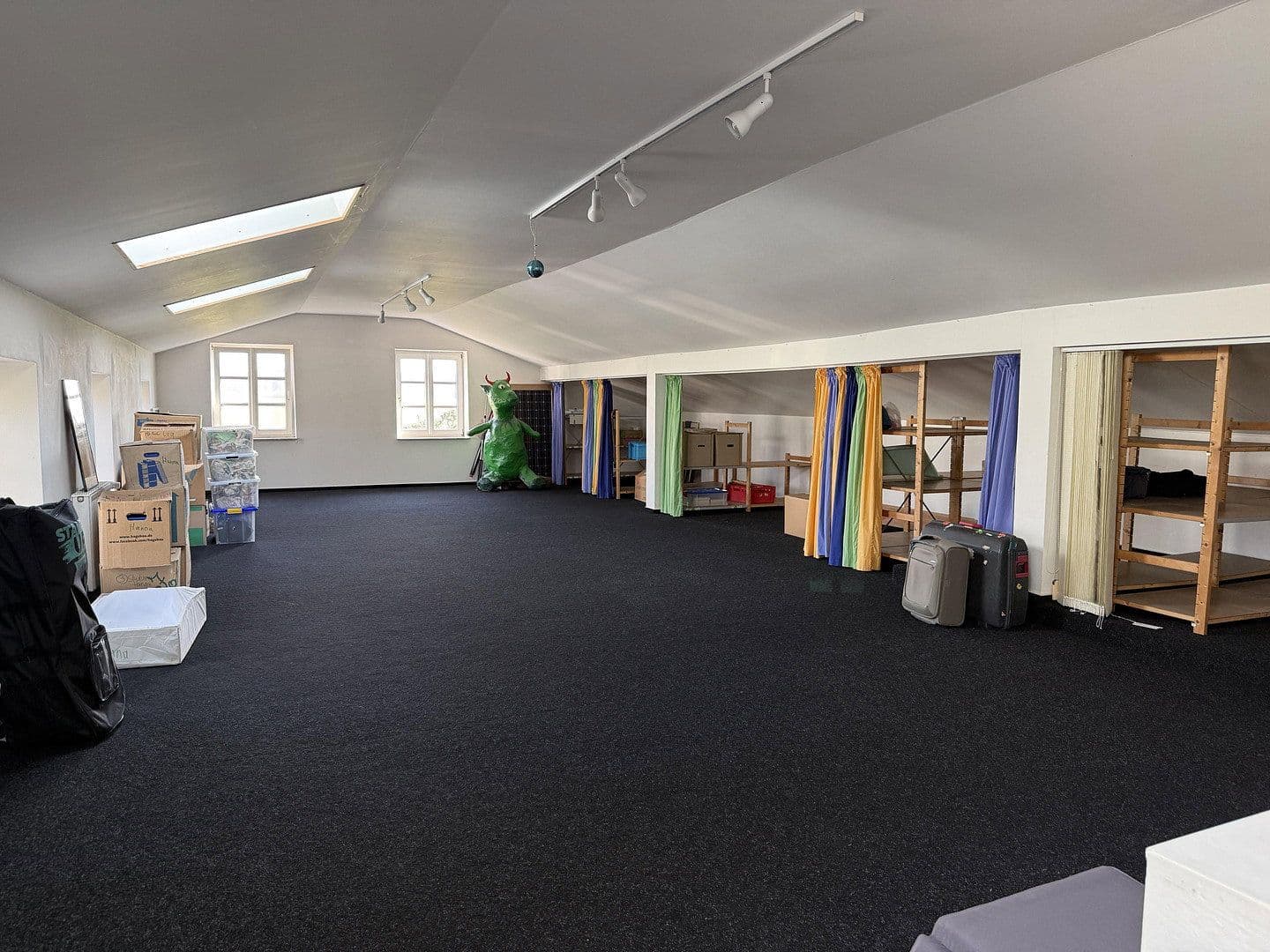 Prodej domu 445 m², pozemek 1.775 m², Wentorf (Amt Sandesneben), Šlesvicko-Holštýnsko Prodej domu 445 m², pozemek 1.775 m², Wentorf (Amt Sandesneben), Šlesvicko-Holštýnsko