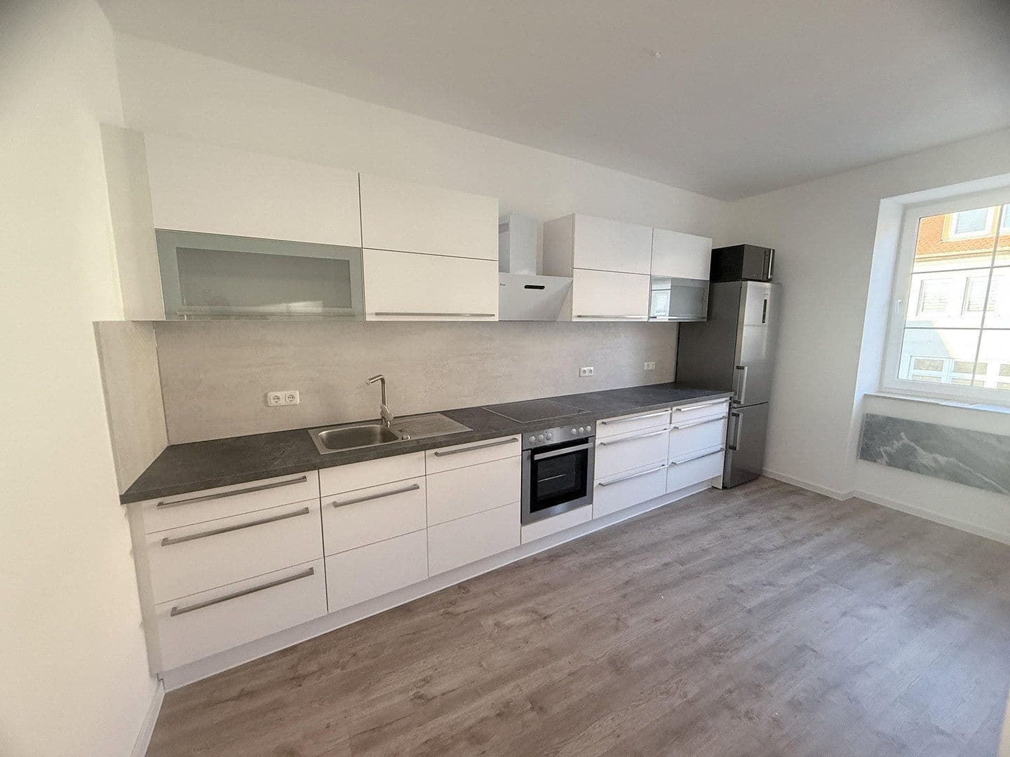 Pronájem bytu 2+1 65 m², Goethestadt Bad Lauchstädt, Sasko-Anhaltsko Pronájem bytu 2+1 65 m², Goethestadt Bad Lauchstädt, Sasko-Anhaltsko