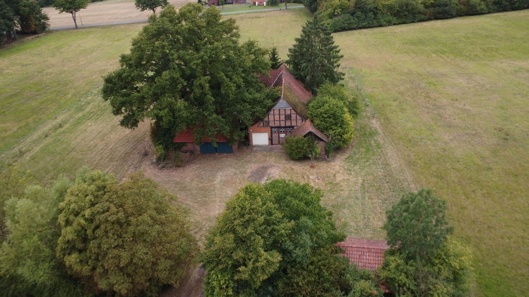 Prodej domu 160 m², pozemek 5.000 m², Stemwede, Severní Porýní-Vestfálsko Prodej domu 160 m², pozemek 5.000 m², Stemwede, Severní Porýní-Vestfálsko