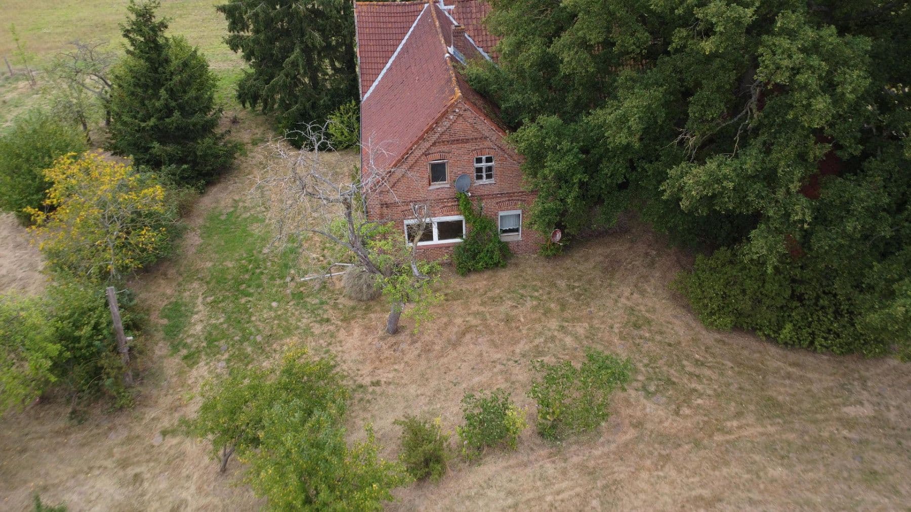 Prodej domu 160 m², pozemek 5.000 m², Stemwede, Severní Porýní-Vestfálsko Prodej domu 160 m², pozemek 5.000 m², Stemwede, Severní Porýní-Vestfálsko