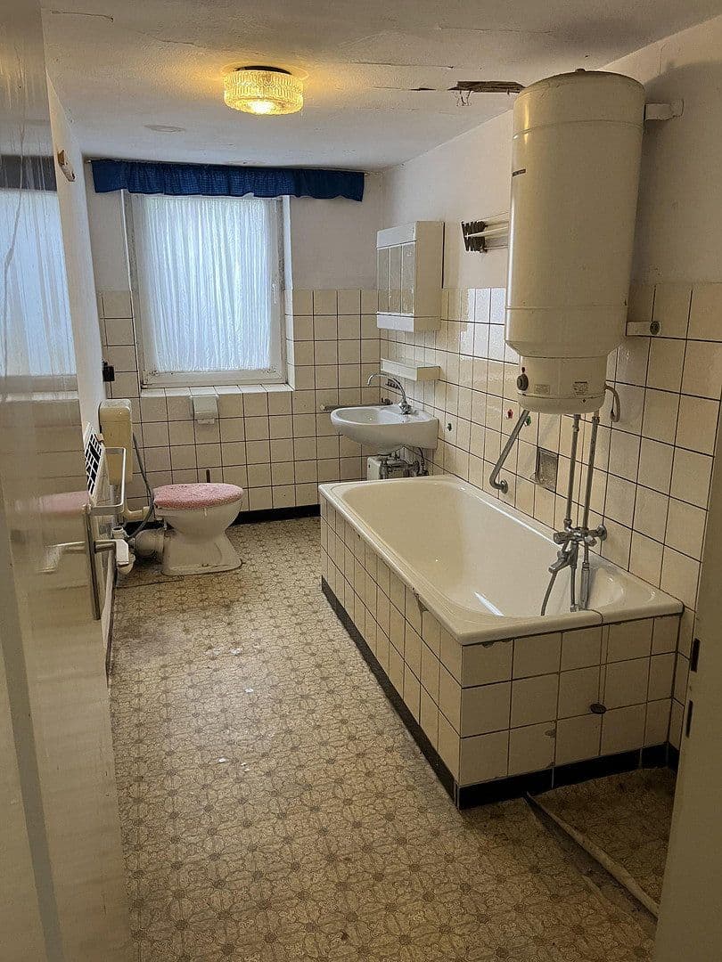 Prodej domu 160 m², pozemek 5.000 m², Stemwede, Severní Porýní-Vestfálsko Prodej domu 160 m², pozemek 5.000 m², Stemwede, Severní Porýní-Vestfálsko