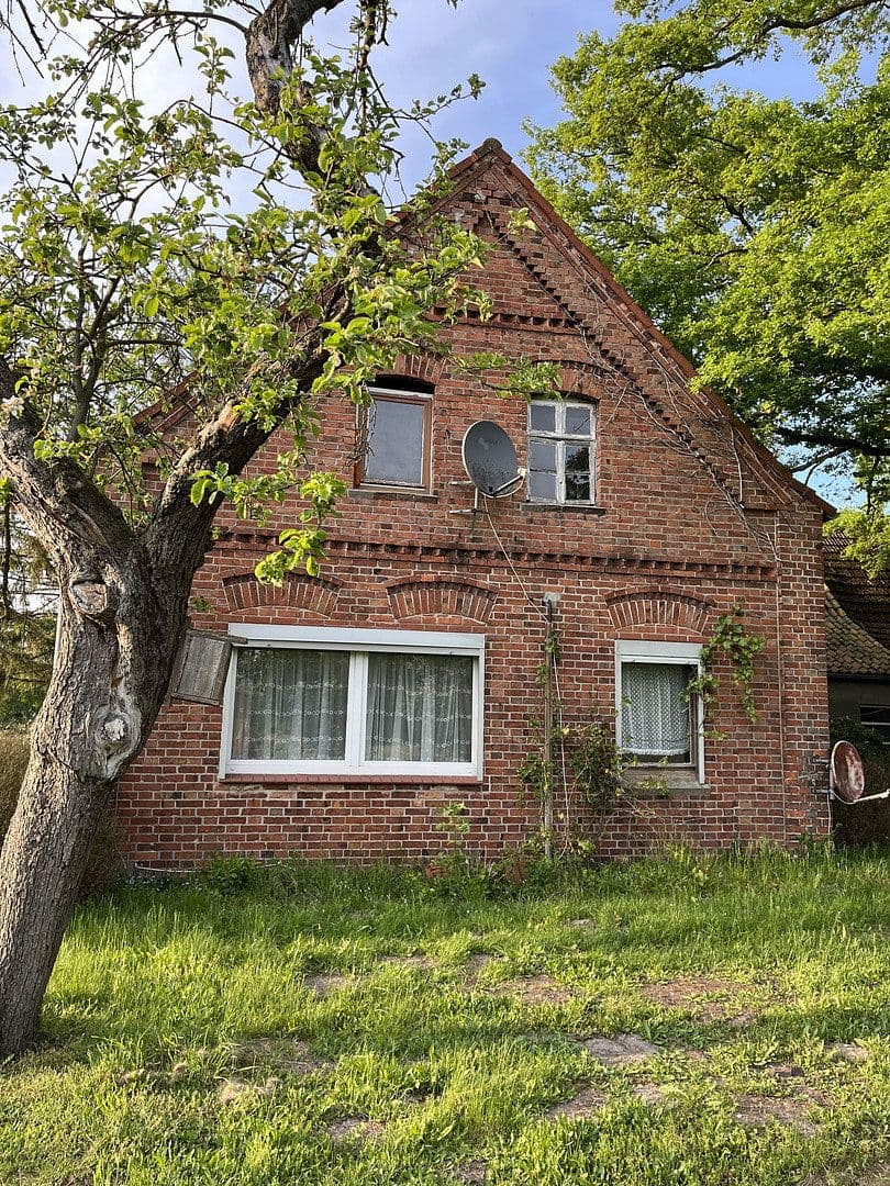 Prodej domu 160 m², pozemek 5.000 m², Stemwede, Severní Porýní-Vestfálsko Prodej domu 160 m², pozemek 5.000 m², Stemwede, Severní Porýní-Vestfálsko
