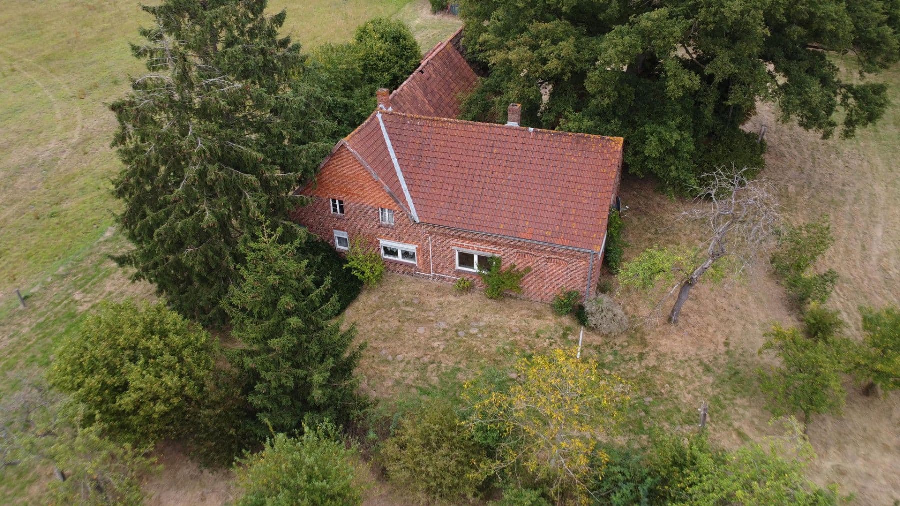 Prodej domu 160 m², pozemek 5.000 m², Stemwede, Severní Porýní-Vestfálsko Prodej domu 160 m², pozemek 5.000 m², Stemwede, Severní Porýní-Vestfálsko