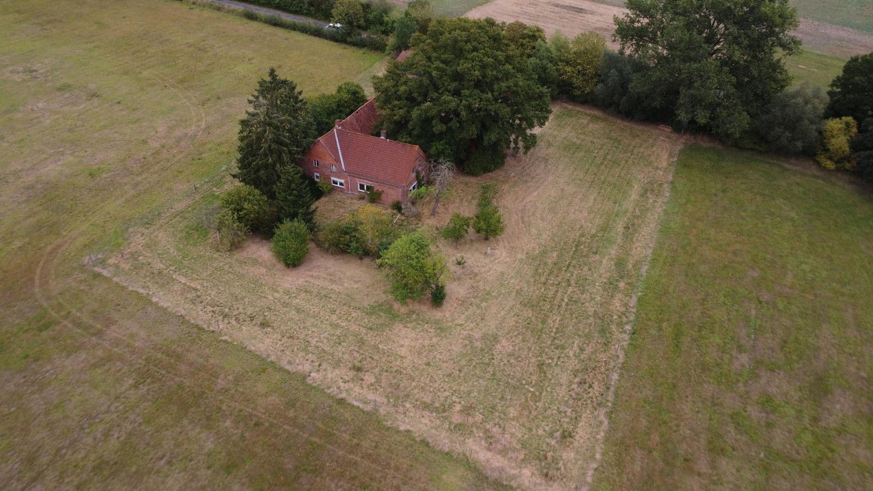 Prodej domu 160 m², pozemek 5.000 m², Stemwede, Severní Porýní-Vestfálsko Prodej domu 160 m², pozemek 5.000 m², Stemwede, Severní Porýní-Vestfálsko