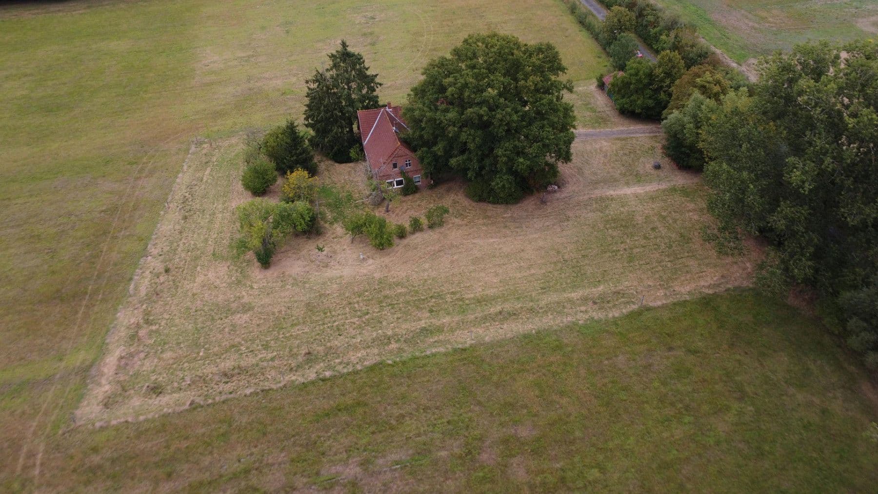 Prodej domu 160 m², pozemek 5.000 m², Stemwede, Severní Porýní-Vestfálsko Prodej domu 160 m², pozemek 5.000 m², Stemwede, Severní Porýní-Vestfálsko