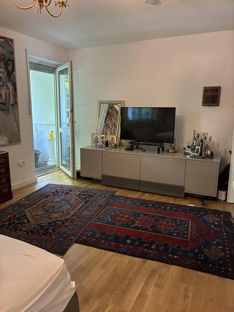 Prodej bytu 2+1 77 m², Richard-Strauss-Straße 55, München, Bavorsko Prodej bytu 2+1 77 m², Richard-Strauss-Straße 55, München, Bavorsko