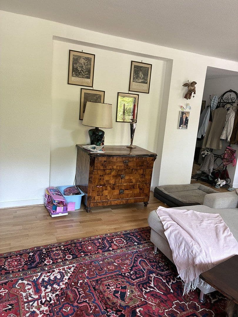 Prodej bytu 2+1 77 m², Richard-Strauss-Straße 55, München, Bavorsko Prodej bytu 2+1 77 m², Richard-Strauss-Straße 55, München, Bavorsko