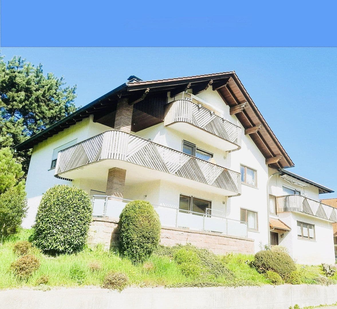 Pronájem bytu 3+1 100 m², Oberkirch, Bádensko-Württembersko Pronájem bytu 3+1 100 m², Oberkirch, Bádensko-Württembersko