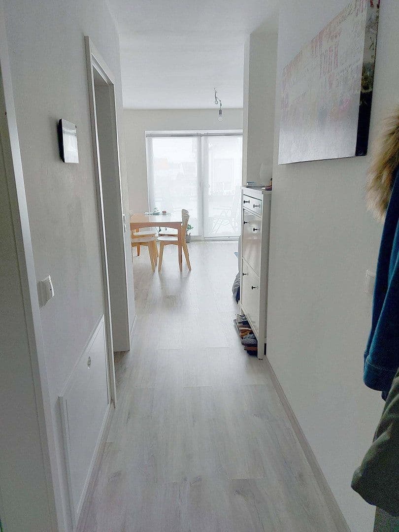 Pronájem bytu 3+1 60 m², Kelsterbach, Hessen Pronájem bytu 3+1 60 m², Kelsterbach, Hessen