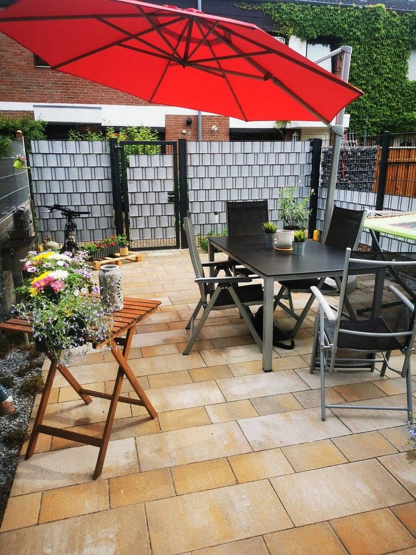 Prodej domu 103 m², pozemek 176 m², Meiergarten 17C, Ronnenberg, Dolní Sasko Prodej domu 103 m², pozemek 176 m², Meiergarten 17C, Ronnenberg, Dolní Sasko