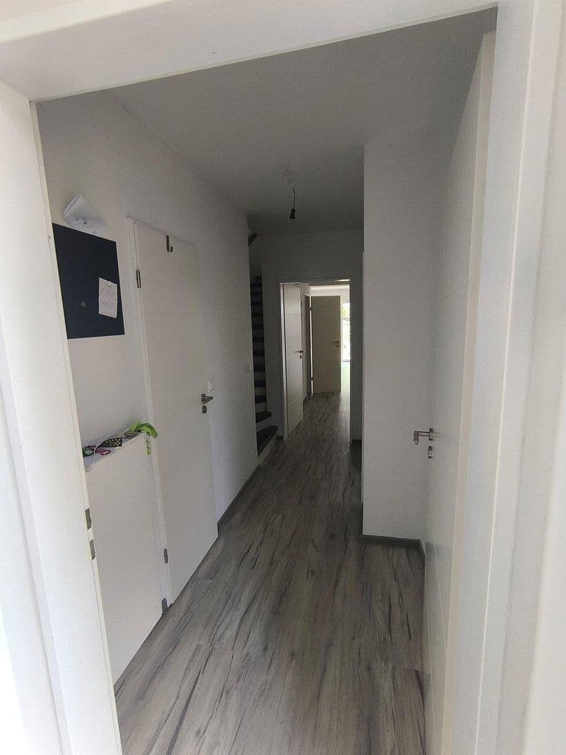 Prodej domu 103 m², pozemek 176 m², Meiergarten 17C, Ronnenberg, Dolní Sasko Prodej domu 103 m², pozemek 176 m², Meiergarten 17C, Ronnenberg, Dolní Sasko