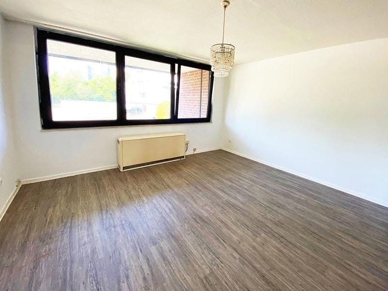 Pronájem bytu 1+1 29 m², Schölkestraße 6, Braunschweig, Dolní Sasko Pronájem bytu 1+1 29 m², Schölkestraße 6, Braunschweig, Dolní Sasko