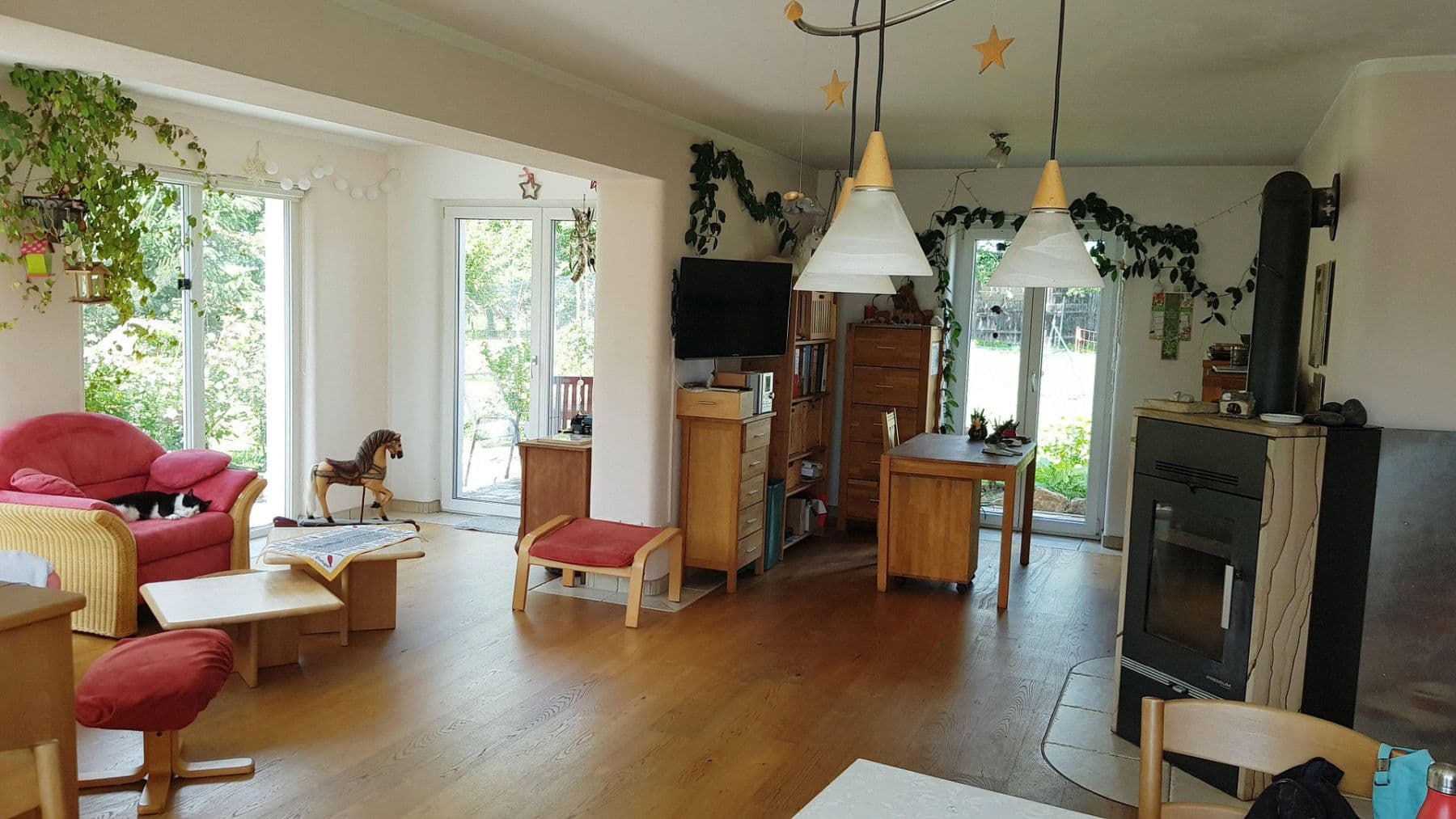 Prodej domu 160 m², pozemek 1.877 m², Höttingen, Bavorsko Prodej domu 160 m², pozemek 1.877 m², Höttingen, Bavorsko