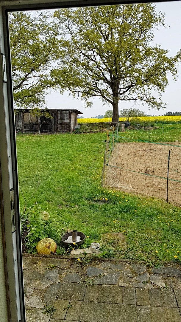 Prodej domu 160 m², pozemek 1.877 m², Höttingen, Bavorsko Prodej domu 160 m², pozemek 1.877 m², Höttingen, Bavorsko