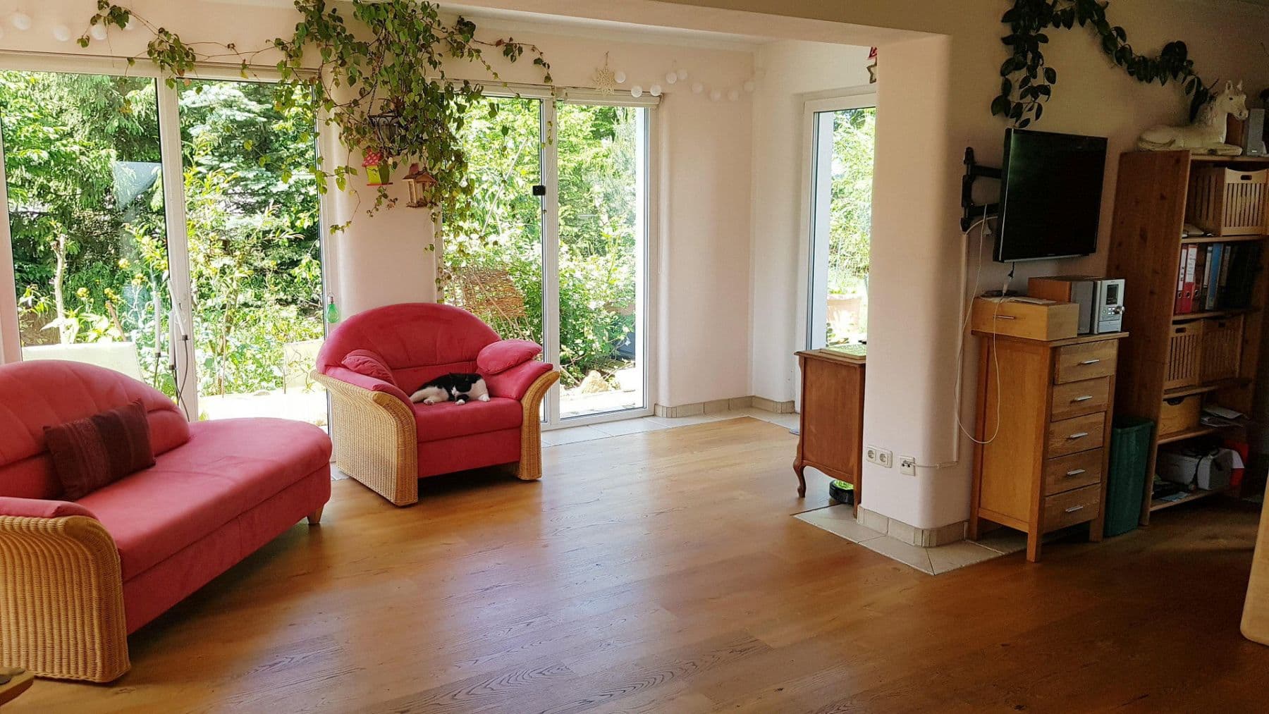 Prodej domu 160 m², pozemek 1.877 m², Höttingen, Bavorsko Prodej domu 160 m², pozemek 1.877 m², Höttingen, Bavorsko