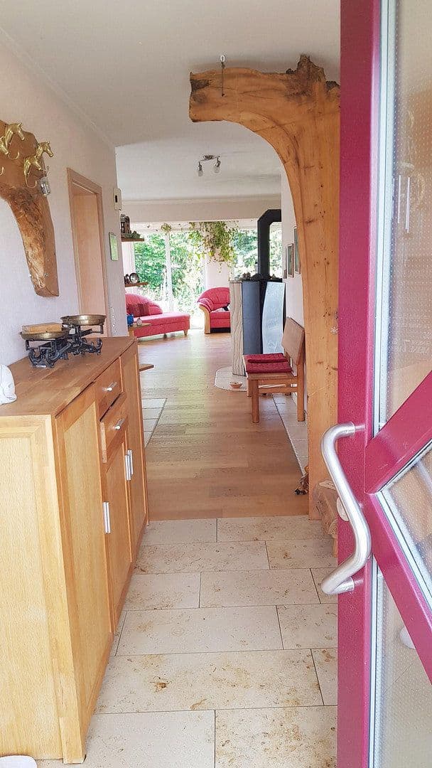 Prodej domu 160 m², pozemek 1.877 m², Höttingen, Bavorsko Prodej domu 160 m², pozemek 1.877 m², Höttingen, Bavorsko