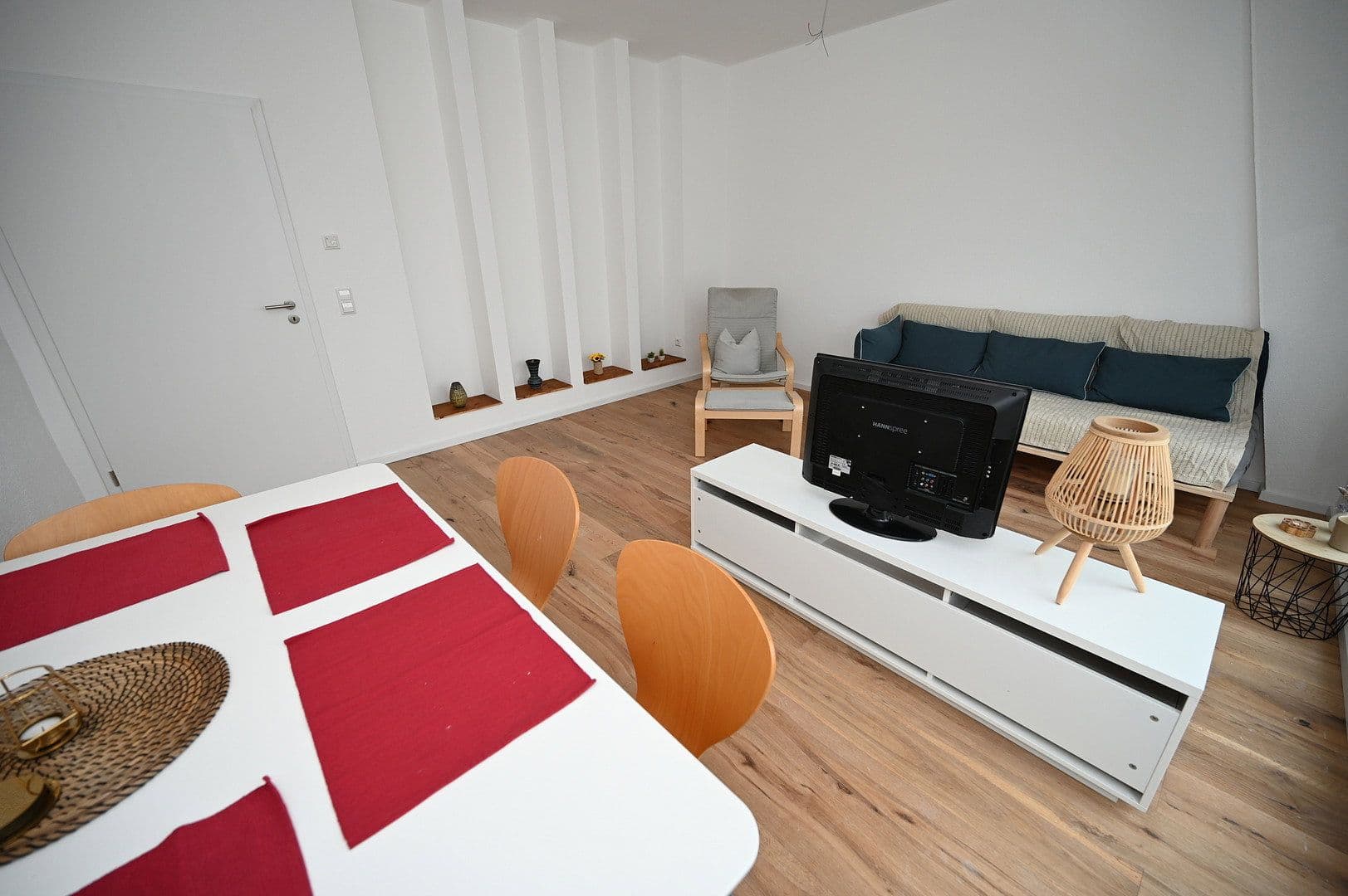 Pronájem domu 120 m², pozemek 110 m², Nufringen, Bádensko-Württembersko Pronájem domu 120 m², pozemek 110 m², Nufringen, Bádensko-Württembersko