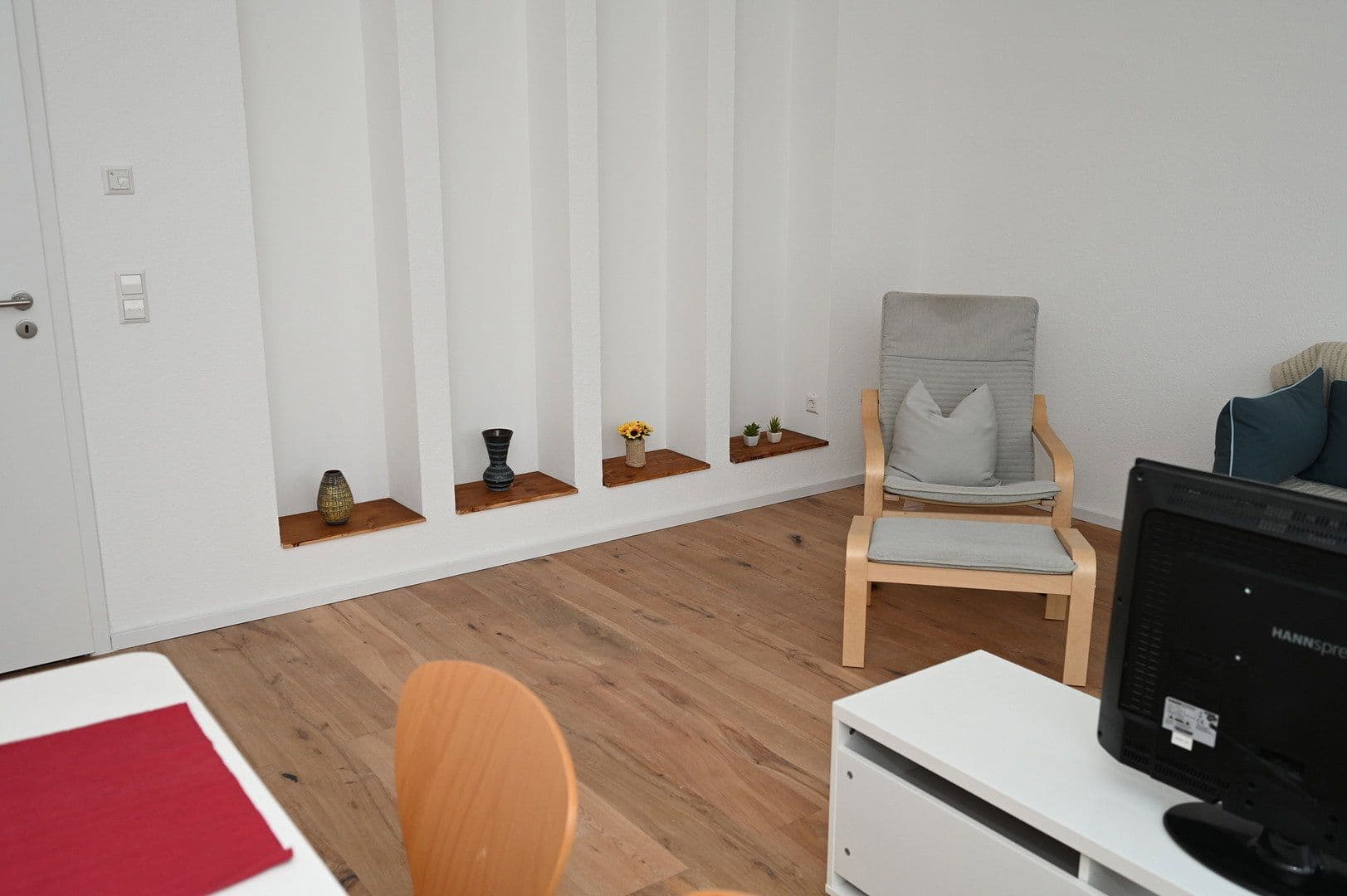 Pronájem domu 120 m², pozemek 110 m², Nufringen, Bádensko-Württembersko Pronájem domu 120 m², pozemek 110 m², Nufringen, Bádensko-Württembersko