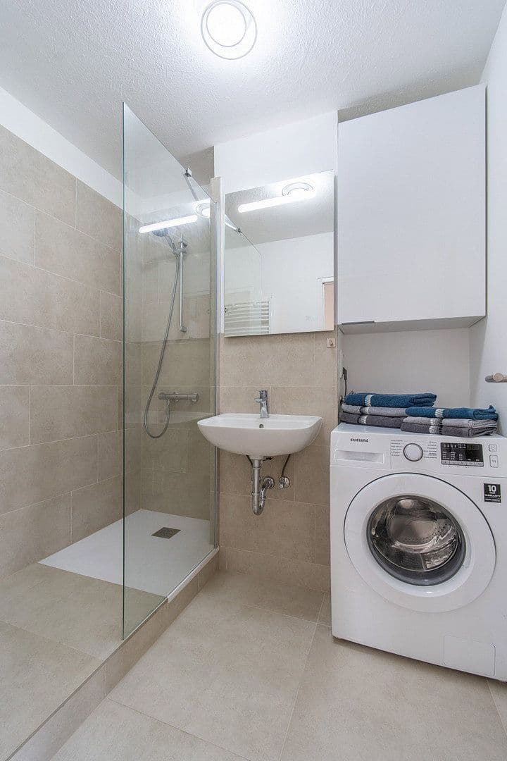 Pronájem bytu 3+1 69 m², München, Bavorsko Pronájem bytu 3+1 69 m², München, Bavorsko