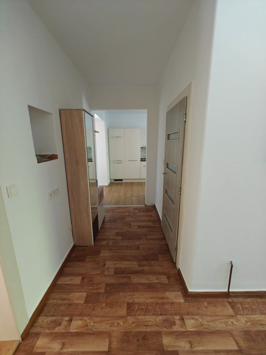 Prodej bytu 2+1 74 m², Ledenická, České Budějovice, Jihočeský kraj Prodej bytu 2+1 74 m², Ledenická, České Budějovice, Jihočeský kraj