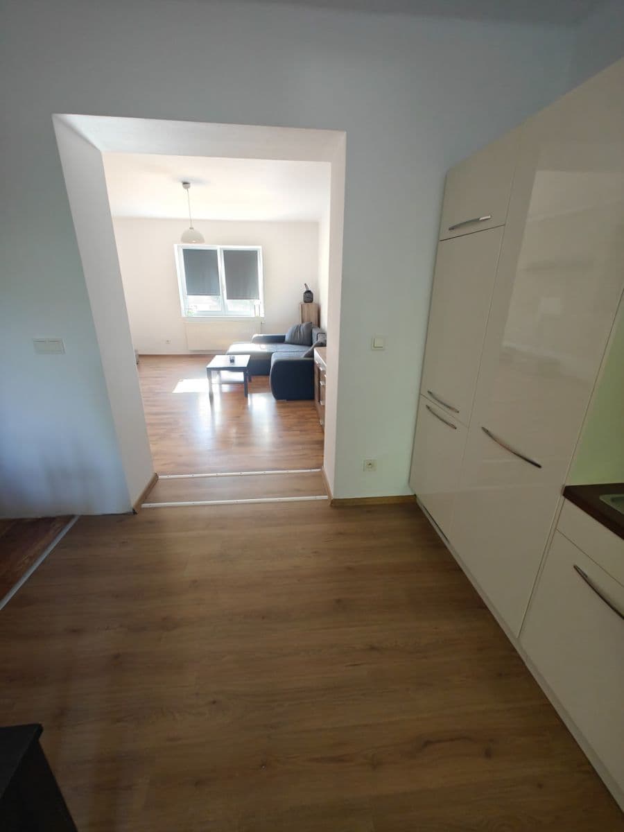 Prodej bytu 2+1 74 m², Ledenická, České Budějovice, Jihočeský kraj Prodej bytu 2+1 74 m², Ledenická, České Budějovice, Jihočeský kraj