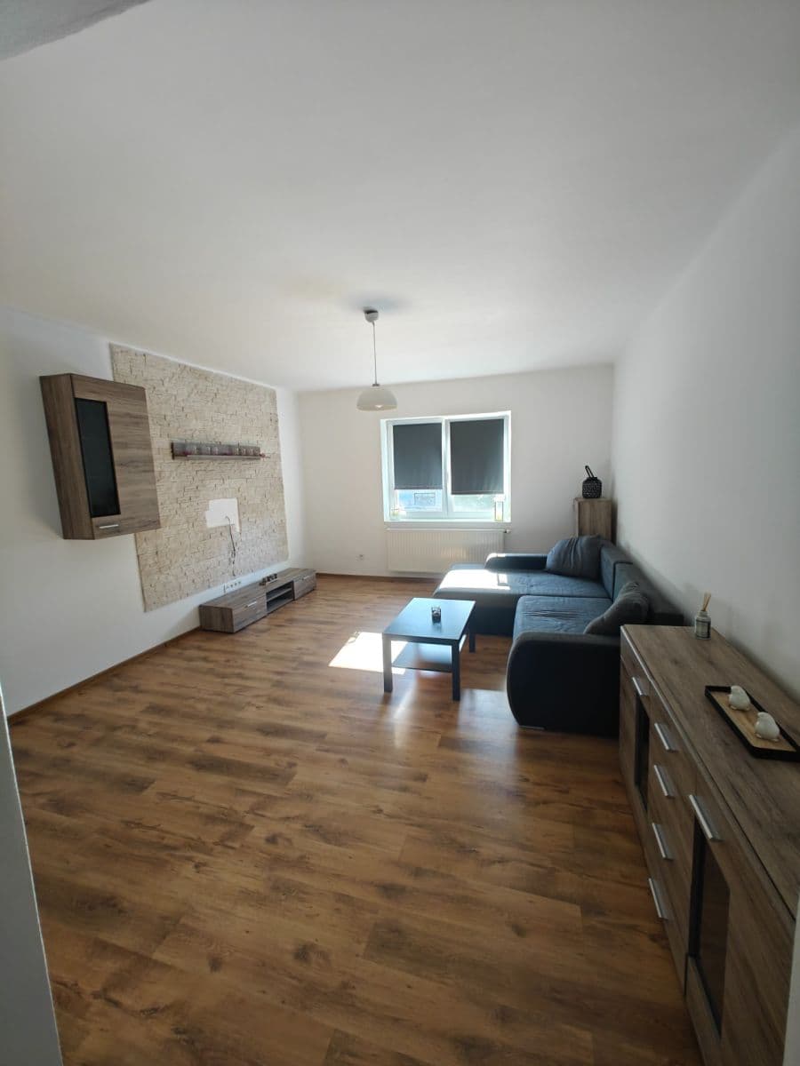 Prodej bytu 2+1 74 m², Ledenická, České Budějovice, Jihočeský kraj Prodej bytu 2+1 74 m², Ledenická, České Budějovice, Jihočeský kraj