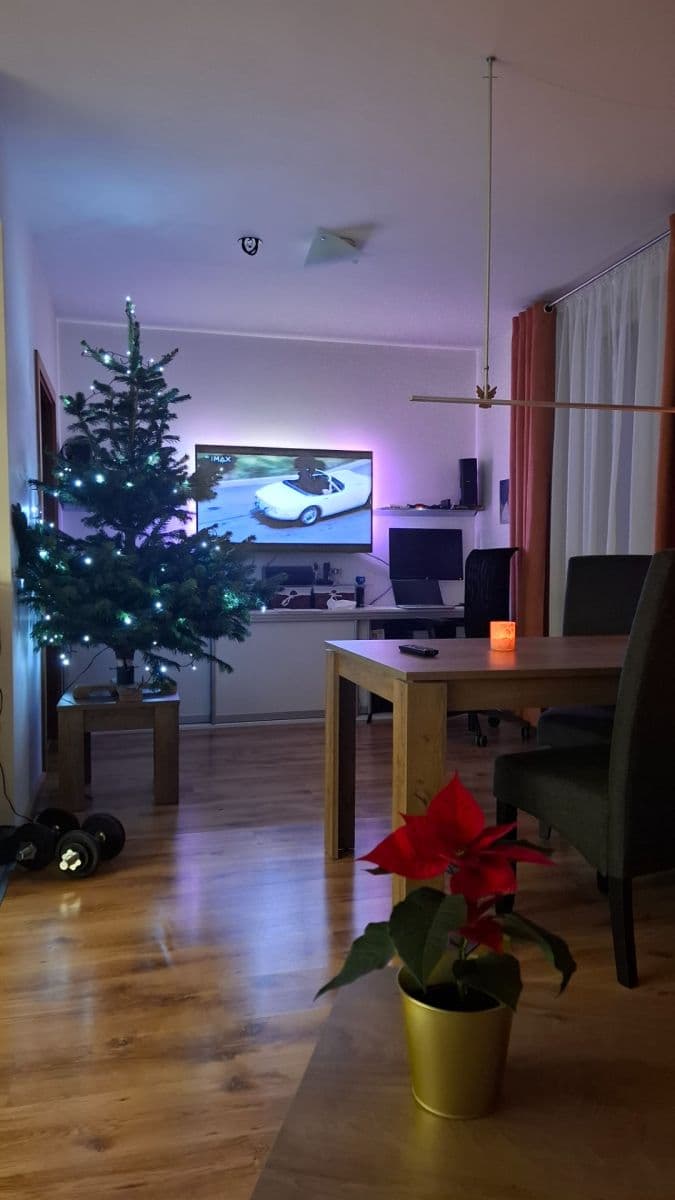 Pronájem bytu 3+kk 70 m², U Hostavického potoka, Praha, Praha Pronájem bytu 3+kk 70 m², U Hostavického potoka, Praha, Praha