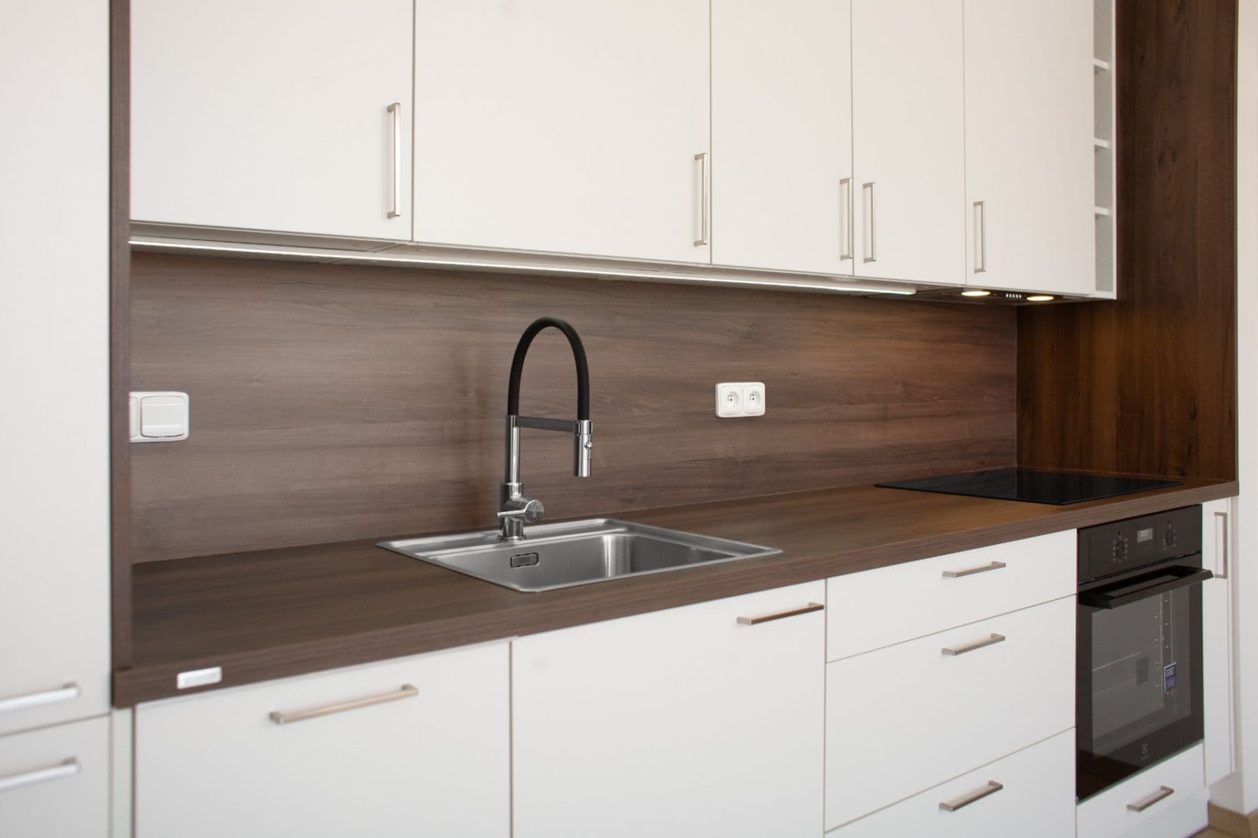 Pronájem bytu 2+kk 45 m², Pražská, Kolín, Středočeský kraj Pronájem bytu 2+kk 45 m², Pražská, Kolín, Středočeský kraj