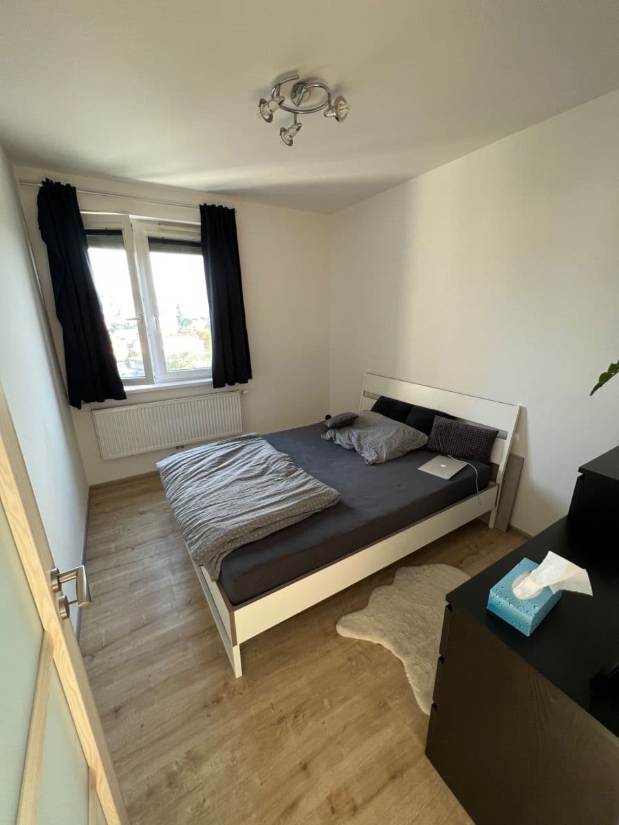 Pronájem bytu 2+kk 43 m², Freyova, Praha, Praha Pronájem bytu 2+kk 43 m², Freyova, Praha, Praha