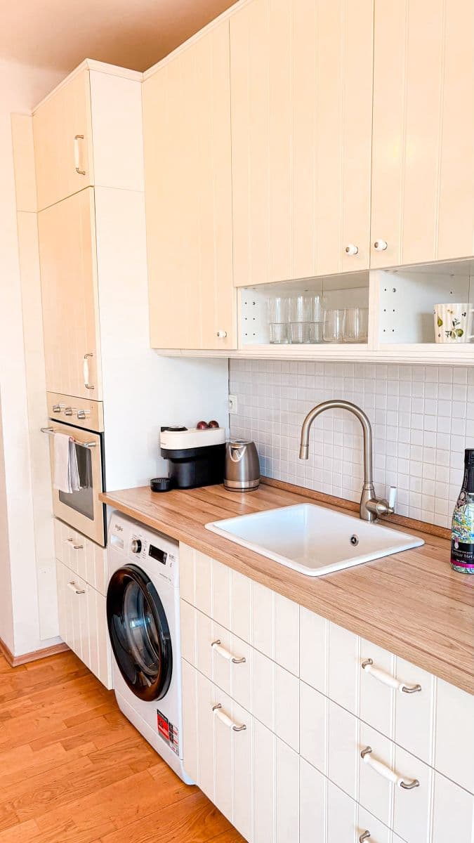Pronájem bytu 34 m², Sportovní, Praha, Praha Pronájem bytu 34 m², Sportovní, Praha, Praha