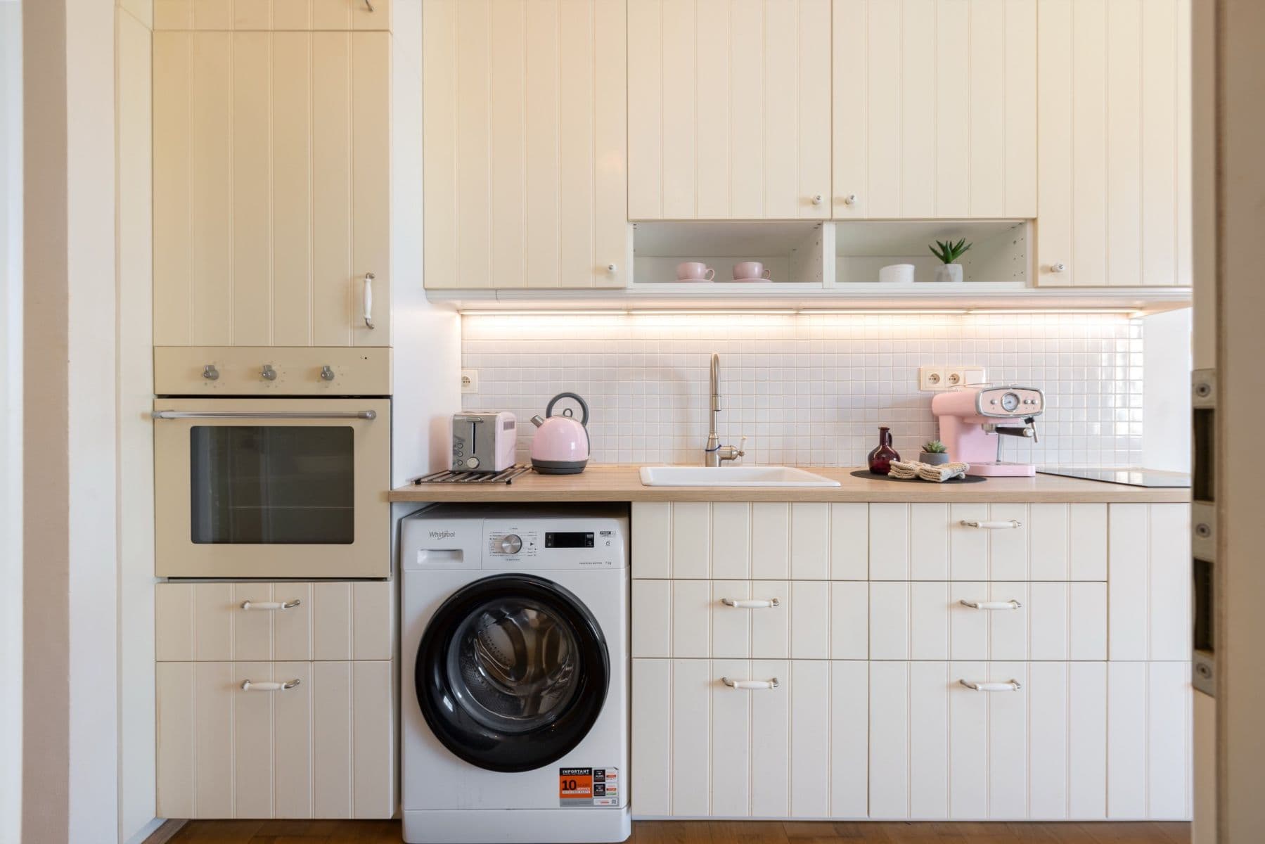 Pronájem bytu 34 m², Sportovní, Praha, Praha Pronájem bytu 34 m², Sportovní, Praha, Praha