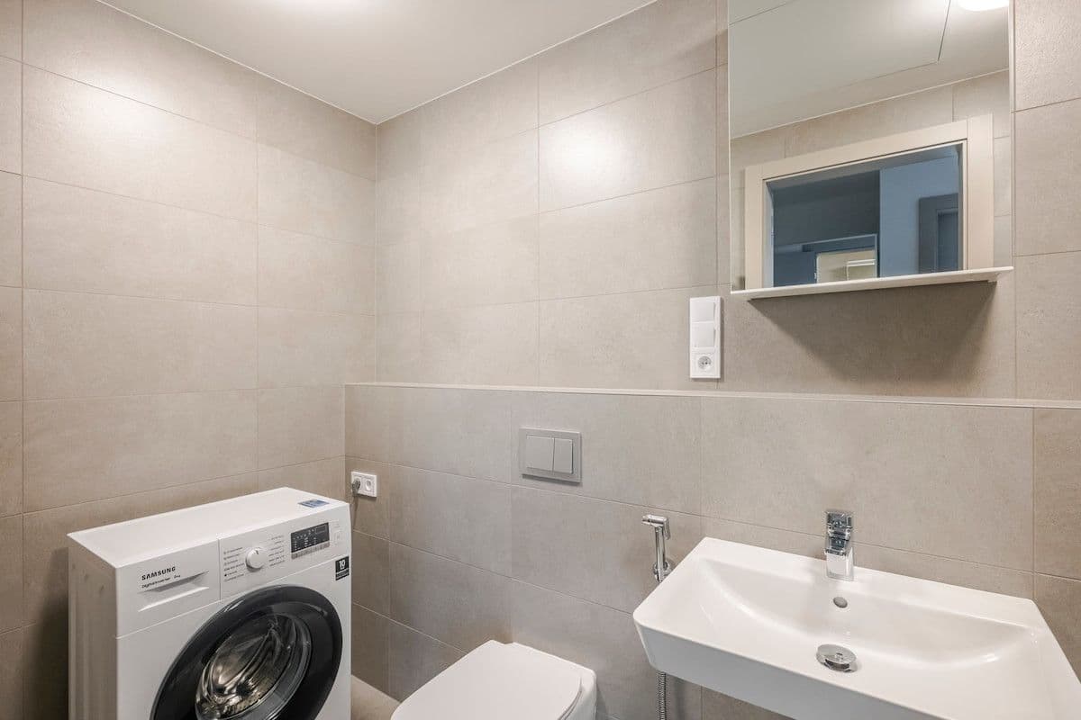 Pronájem bytu 45 m², Kaplířova, Praha, Praha Pronájem bytu 45 m², Kaplířova, Praha, Praha