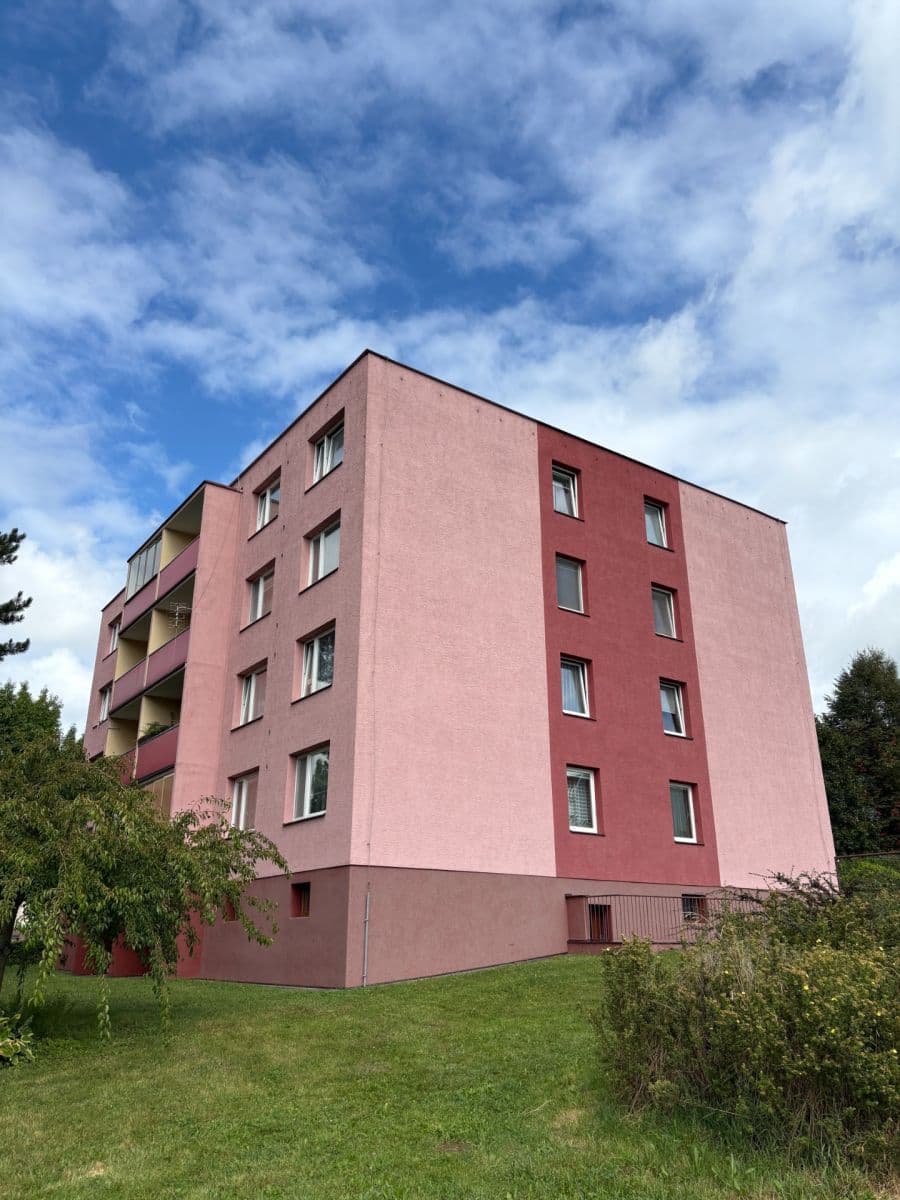 Prodej bytu 3+1 73 m², Luční, Valašské Meziříčí, Zlínský kraj Prodej bytu 3+1 73 m², Luční, Valašské Meziříčí, Zlínský kraj