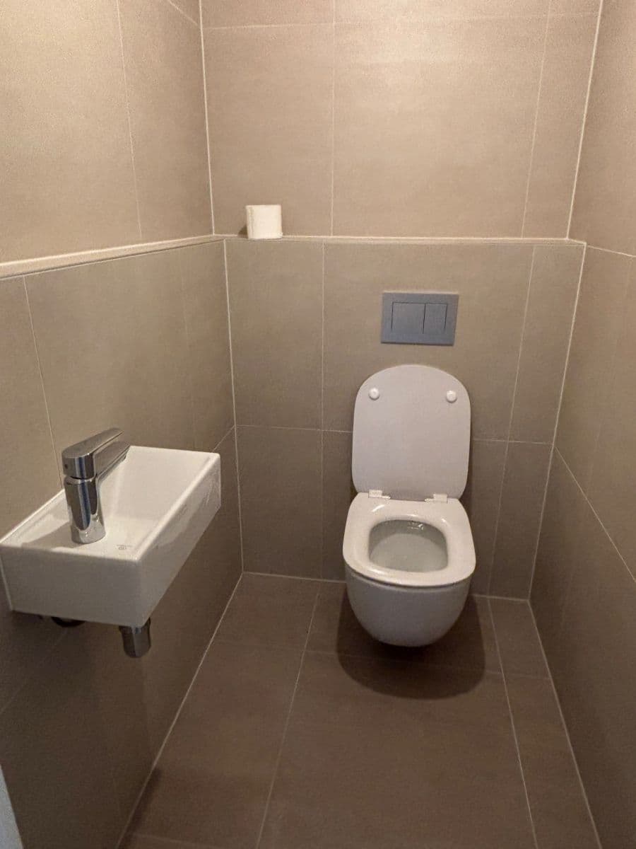 Pronájem bytu 3+kk 100 m², Za Pískovnou, Praha, Praha Pronájem bytu 3+kk 100 m², Za Pískovnou, Praha, Praha