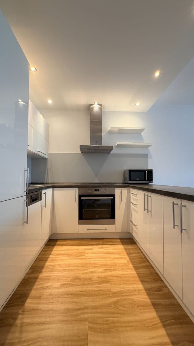 Pronájem bytu 2+kk 53 m², Terezínská, Praha, Praha Pronájem bytu 2+kk 53 m², Terezínská, Praha, Praha