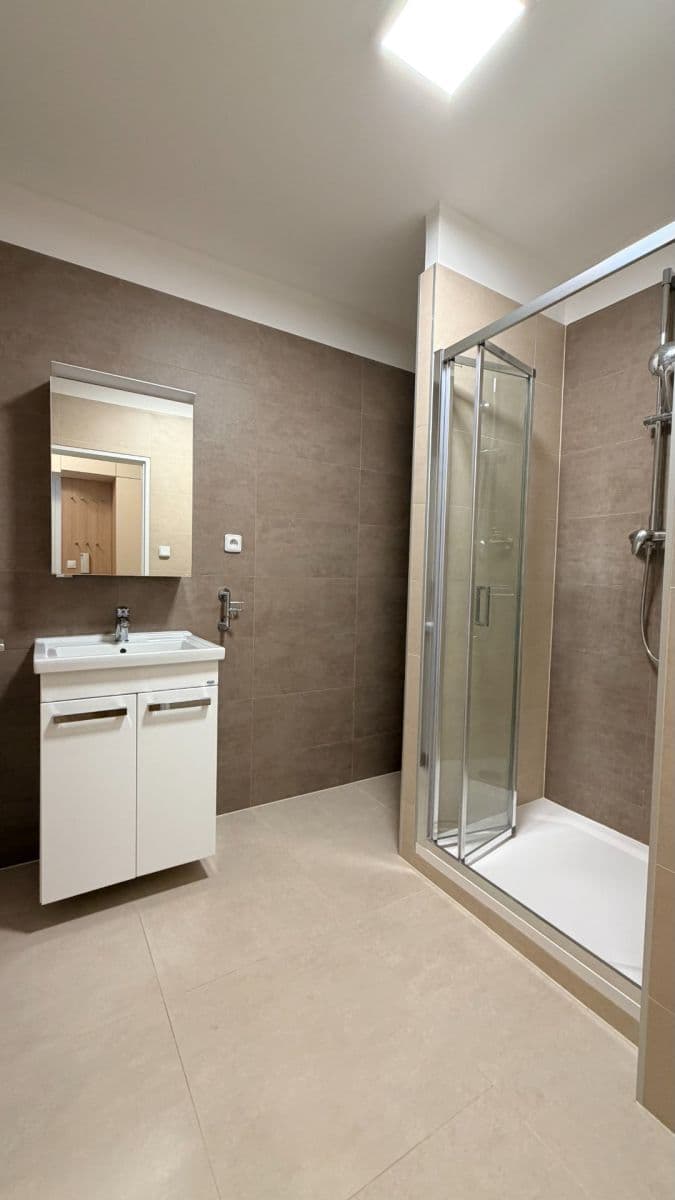 Pronájem bytu 2+kk 53 m², Terezínská, Praha, Praha Pronájem bytu 2+kk 53 m², Terezínská, Praha, Praha