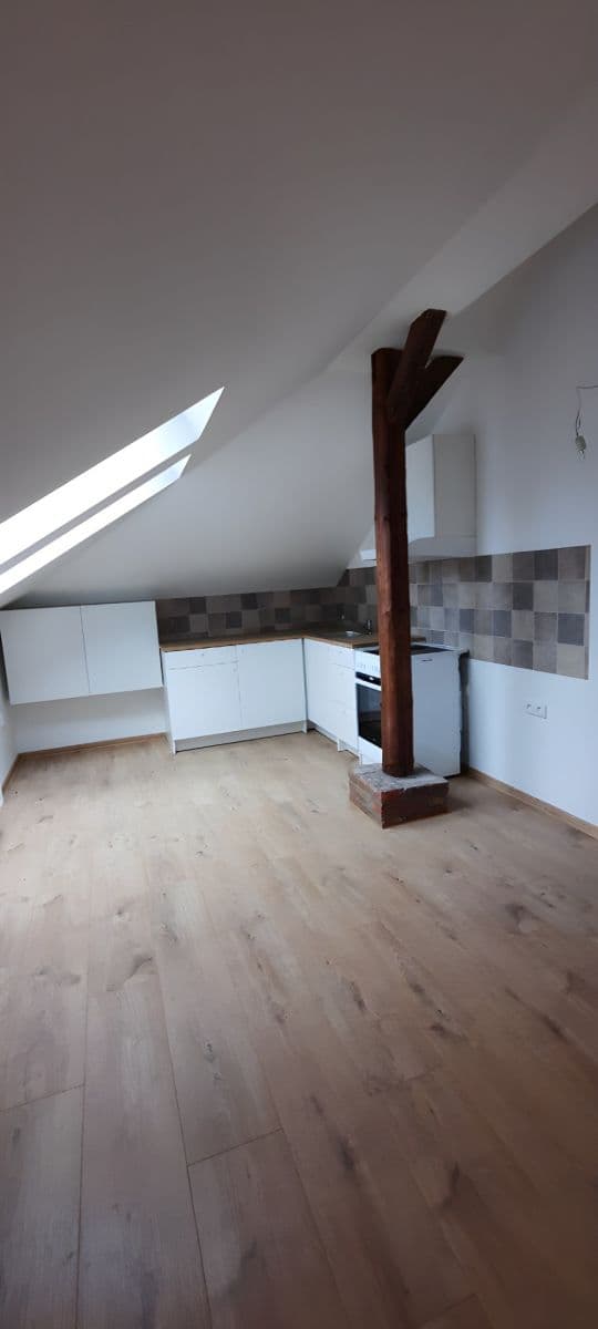 Pronájem bytu 2+kk 58 m², Chelčického, Úpice, Královéhradecký kraj Pronájem bytu 2+kk 58 m², Chelčického, Úpice, Královéhradecký kraj