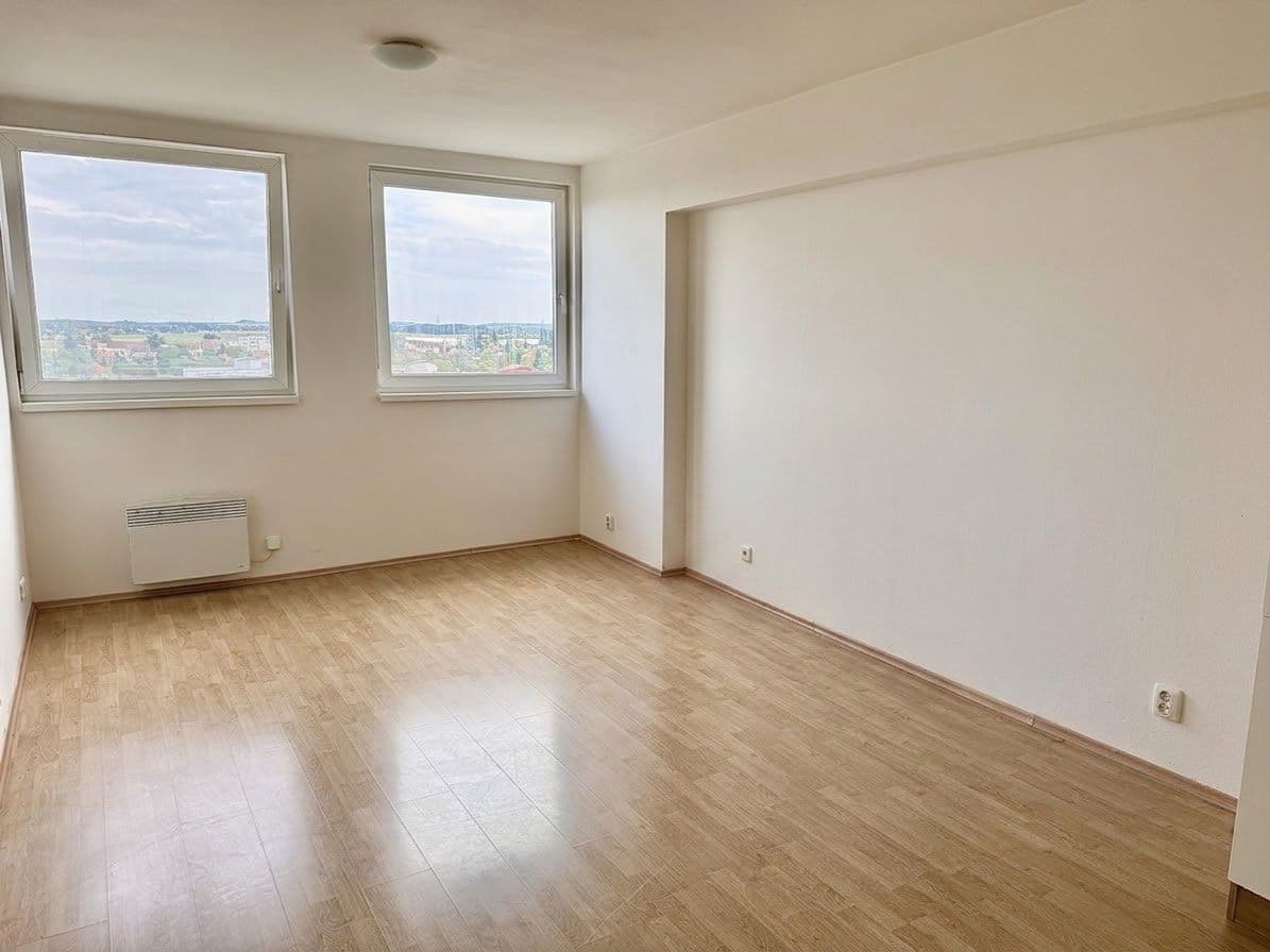 Prodej bytu 2+kk 44 m², Sokolovská, Čelákovice, Středočeský kraj Prodej bytu 2+kk 44 m², Sokolovská, Čelákovice, Středočeský kraj