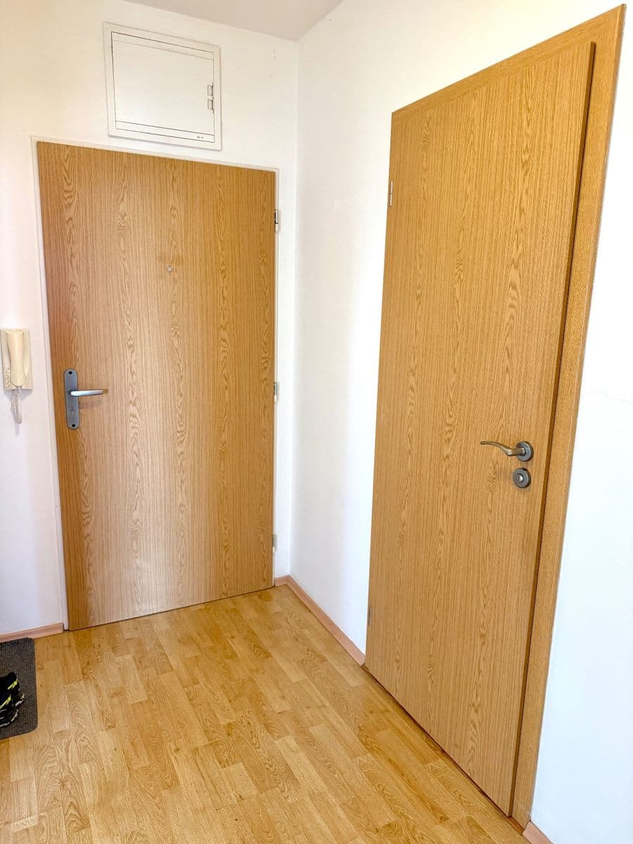Prodej bytu 2+kk 44 m², Sokolovská, Čelákovice, Středočeský kraj Prodej bytu 2+kk 44 m², Sokolovská, Čelákovice, Středočeský kraj