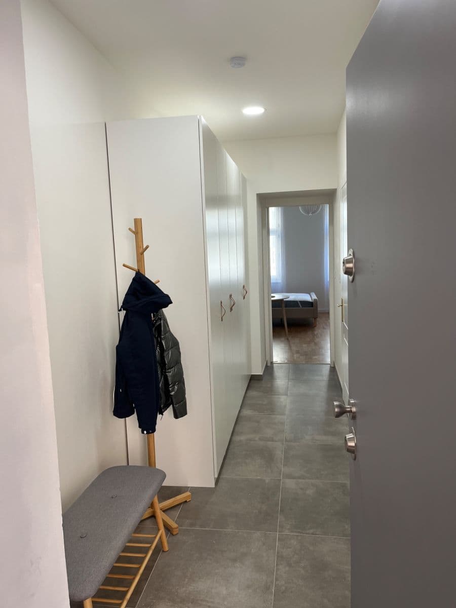 Pronájem bytu 1+kk 35 m², Vítkova, Praha, Praha Pronájem bytu 1+kk 35 m², Vítkova, Praha, Praha
