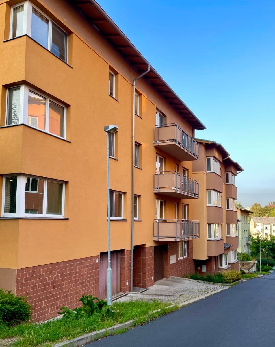 Prodej bytu 4+kk 96 m², Zbrojnická, Karlovy Vary, Karlovarský kraj Prodej bytu 4+kk 96 m², Zbrojnická, Karlovy Vary, Karlovarský kraj