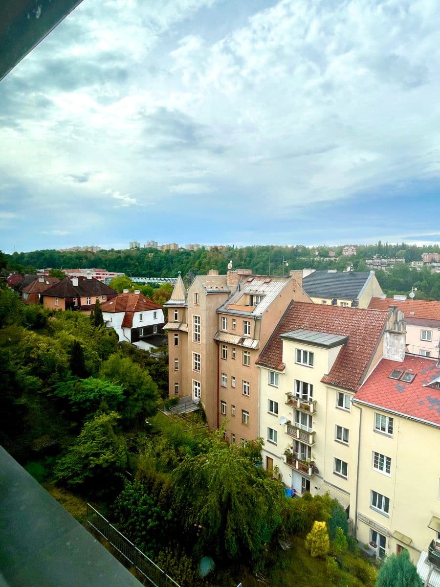 Prodej bytu 4+kk 96 m², Zbrojnická, Karlovy Vary, Karlovarský kraj Prodej bytu 4+kk 96 m², Zbrojnická, Karlovy Vary, Karlovarský kraj