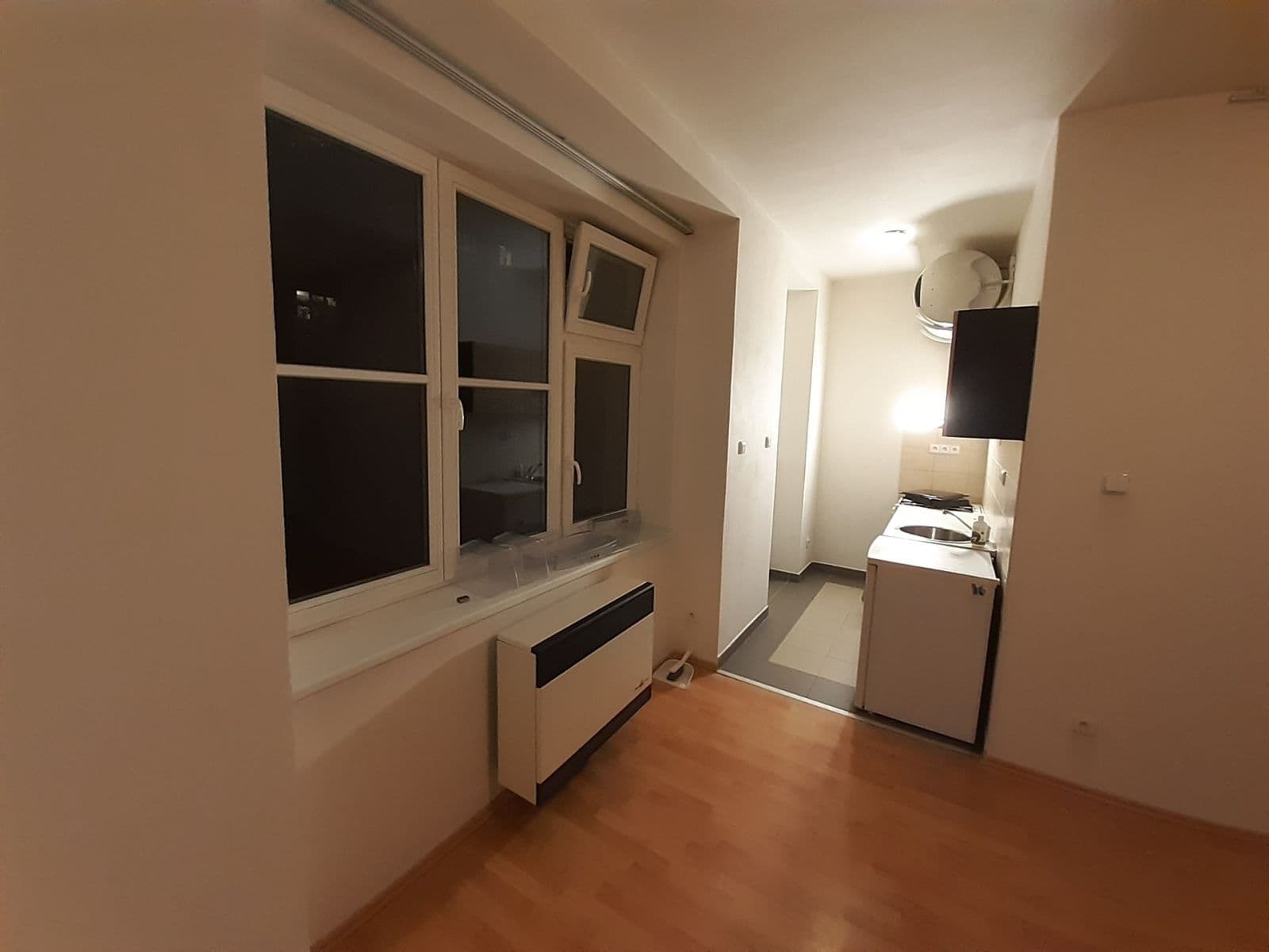 Pronájem bytu 2+kk 43 m², Slávy Horníka, Praha, Praha Pronájem bytu 2+kk 43 m², Slávy Horníka, Praha, Praha